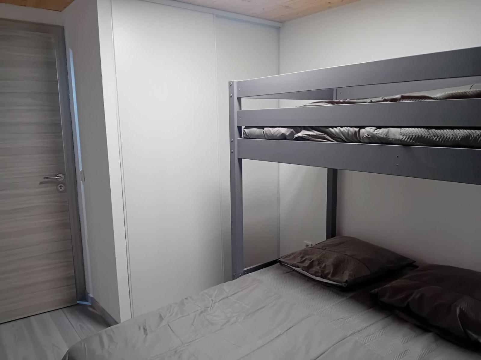 Paquito, Mini Maison 1 Chambre Avec Terrasse Et Parking Ax-les-Thermes Exterior photo
